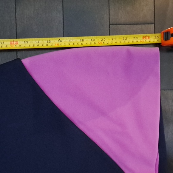 BCBGMaxAzria Linzee dress size 4 - Picture 8 of 9